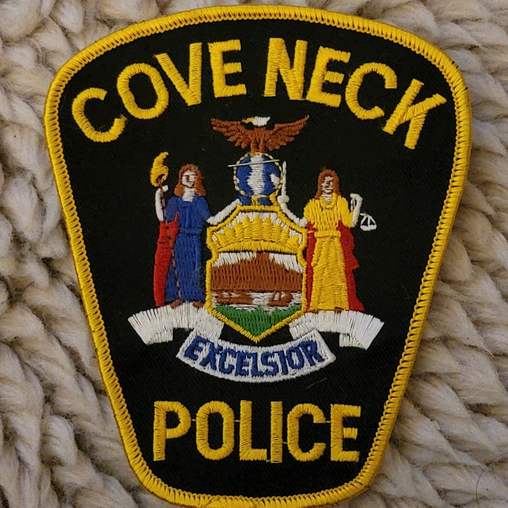 Cove Neck New York Police Patch Un-sewn great condition